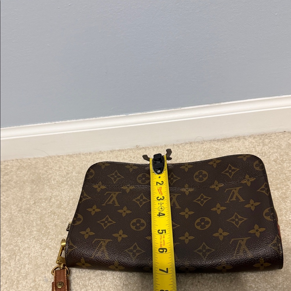 Louis Vuitton Monogram Orsay PM - Picture 14 of 14